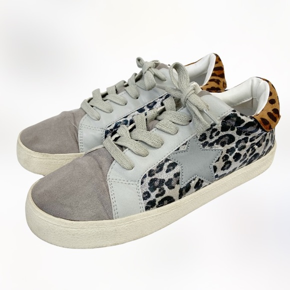 Madden Girl Larrk Foiled Leopard Print Sneaker Size 6.5M - Picture 2 of 9